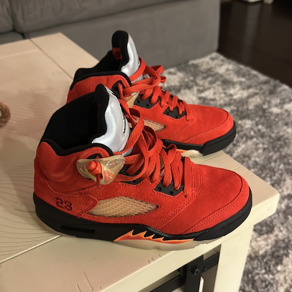 Air Jordan Retro 5 dunk on mars Size 5.5